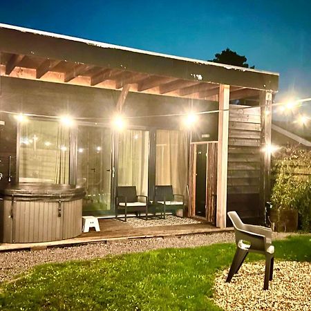 Family House With Garden & Jacuzzi & Sauna Near Amsterdam Vijfhuizen Ngoại thất bức ảnh