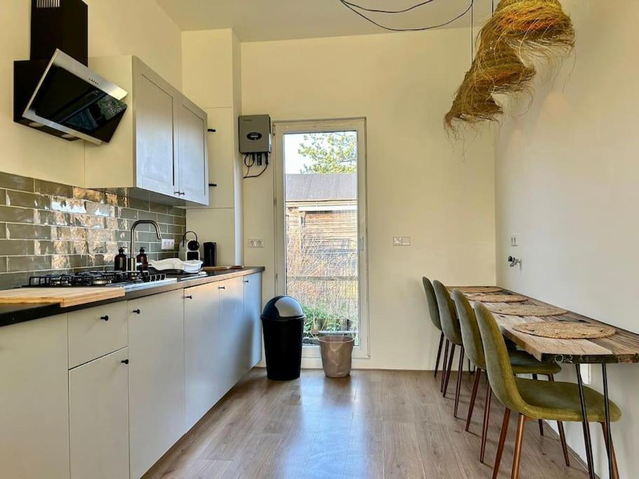 Family House With Garden & Jacuzzi & Sauna Near Amsterdam Vijfhuizen Ngoại thất bức ảnh